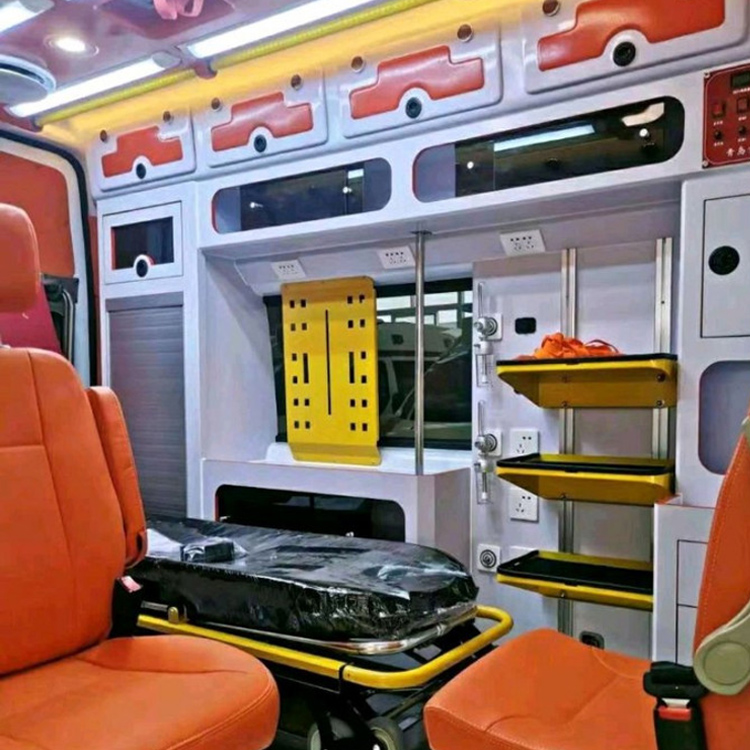 开州长途救护车护送病人租赁价格